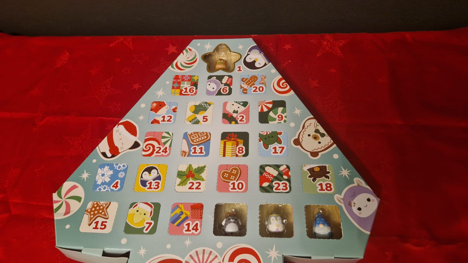Kunststoff-Inlay im Squish-a-longs Adventskalender